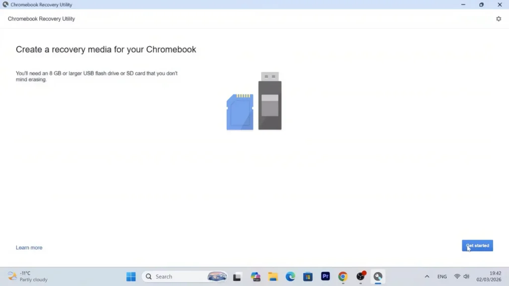 Chromebook Recovery Utility setup screen for creating a Chrome OS Flex installation USB