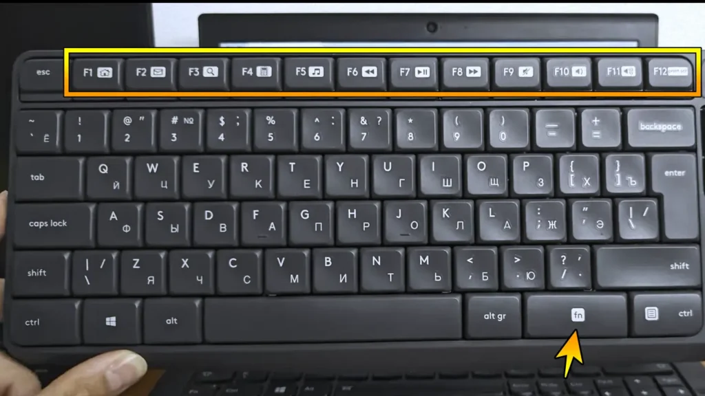 Function key row and FN key on an external keyboard