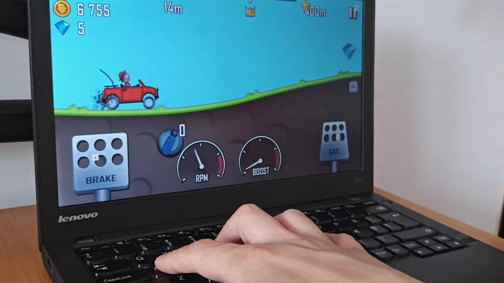 Playing an Android game with keyboard controls in FydeOS