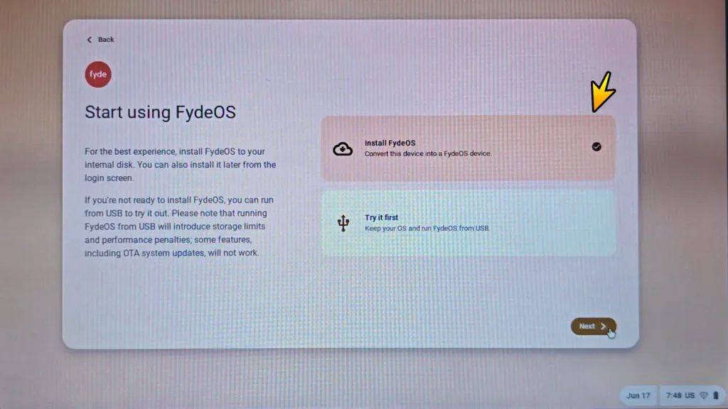 FydeOS installation screen with Install FydeOS option selected