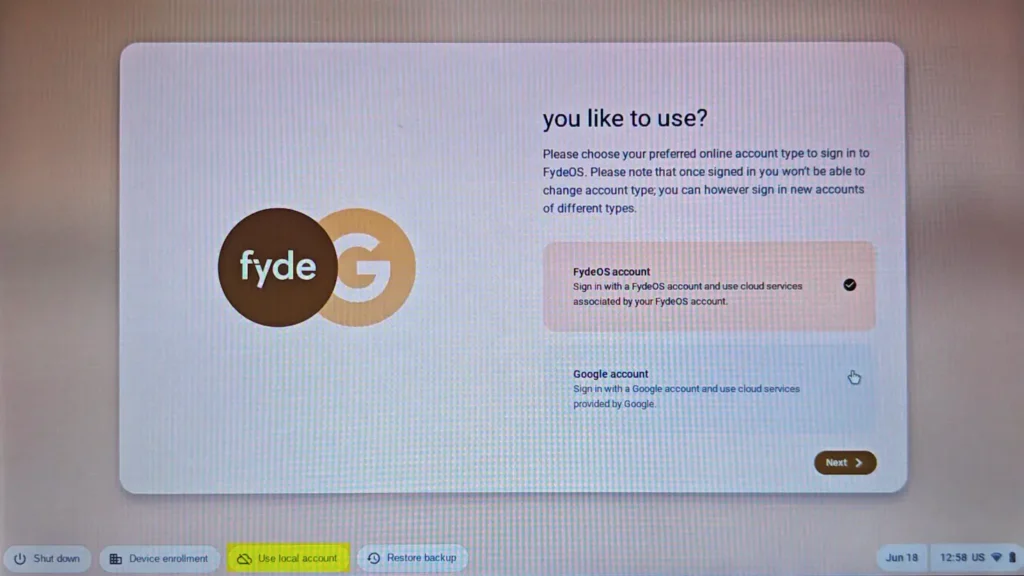 Choosing a local account instead of signing in with Google in FydeOS