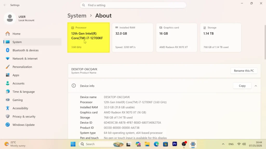 Windows system information showing Core i7-12700KF, 32 GB RAM and Radeon RX 9070 XT